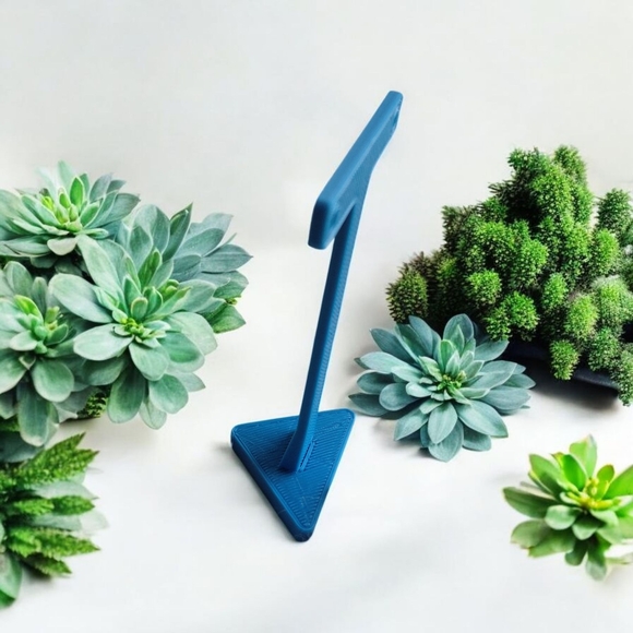 3D Printed T-Shaped Earring Stand - Picture 3 of 6